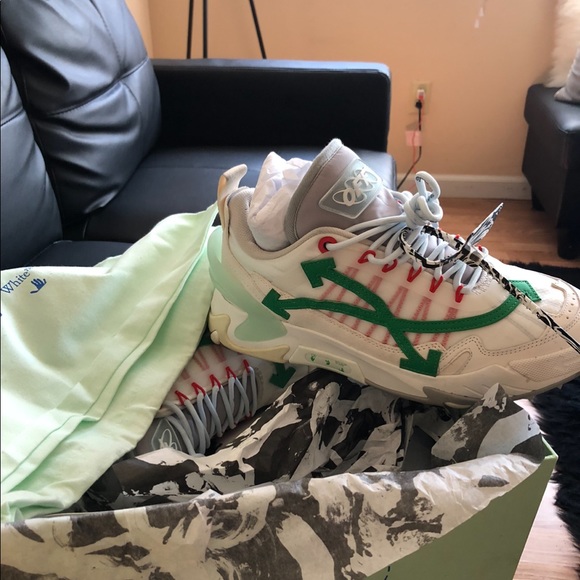 Off Whites - Picture 2 of 5